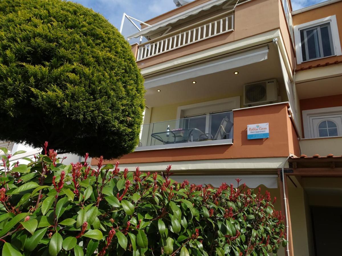 Bella Casa Apartment เนอาเปรามอส ภายนอก รูปภาพ