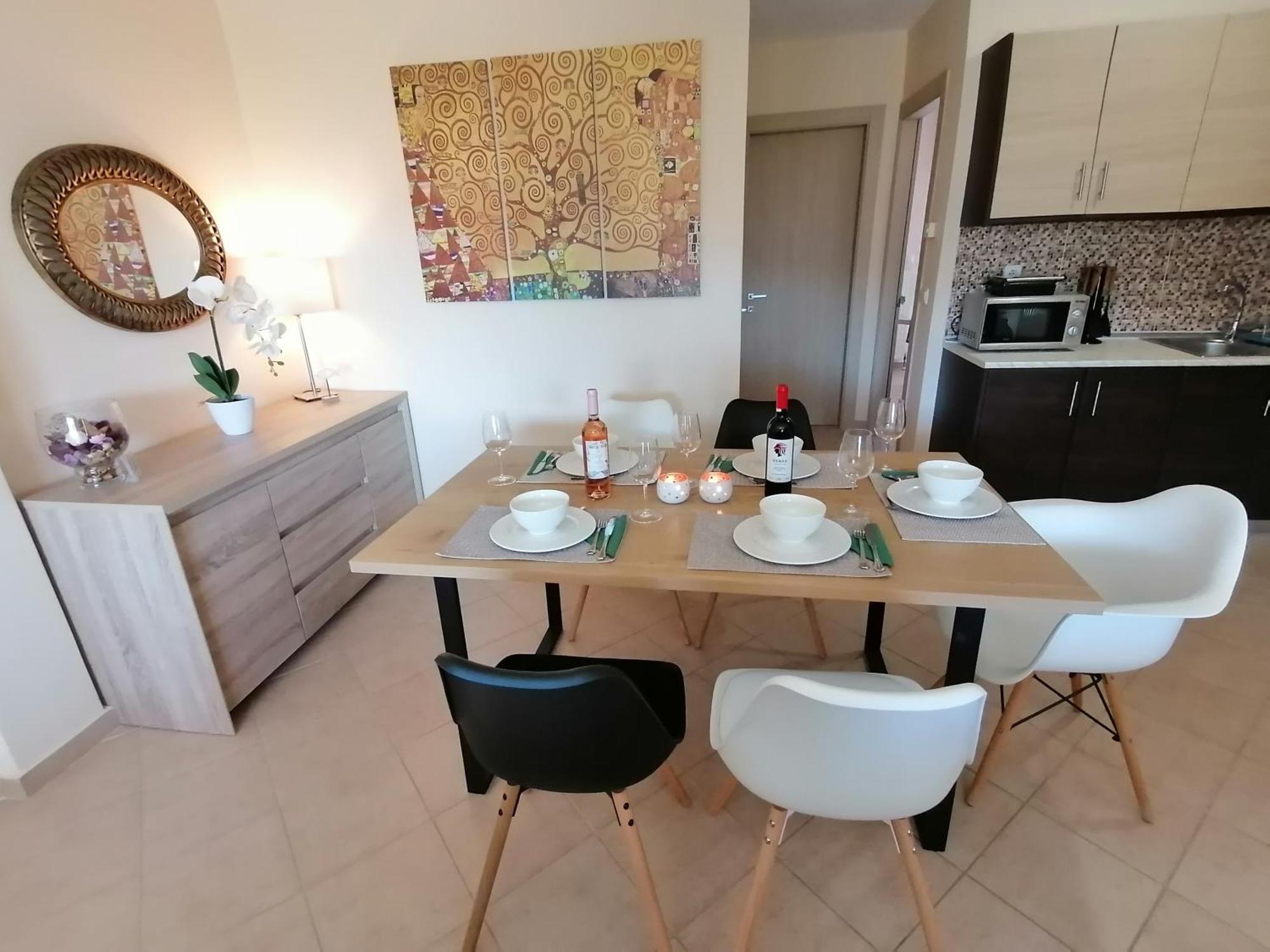 Bella Casa Apartment เนอาเปรามอส ภายนอก รูปภาพ