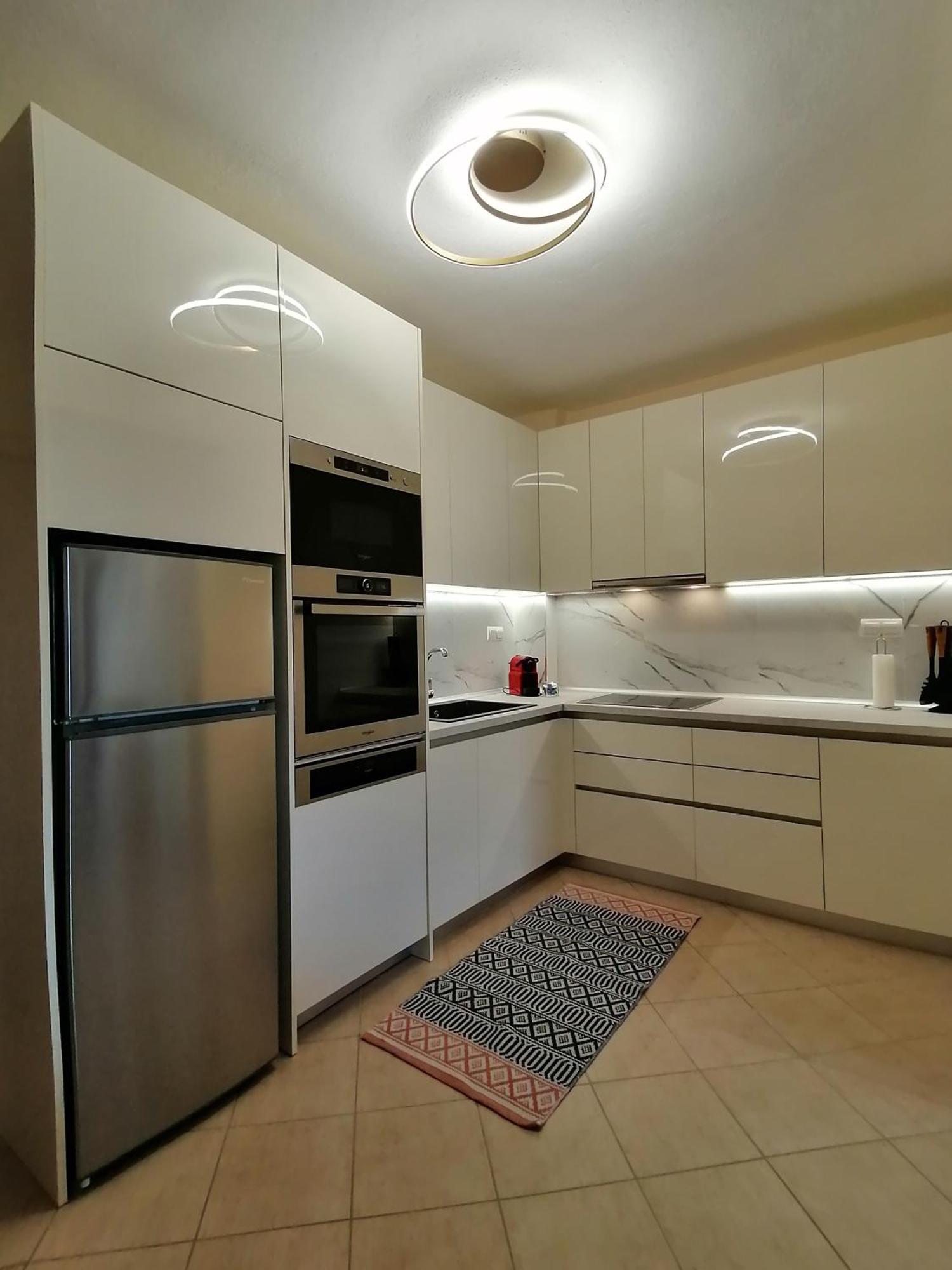 Bella Casa Apartment เนอาเปรามอส ภายนอก รูปภาพ